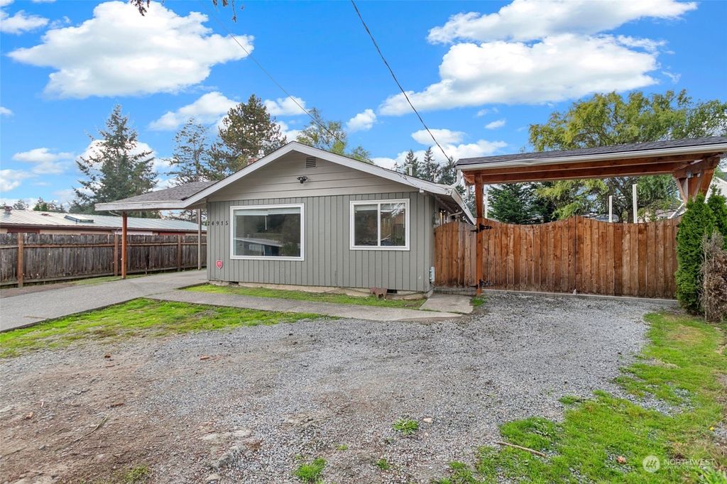 Photo of 24915 15th Avenue S, Des Moines, WA 98198 (MLS # 2176470)