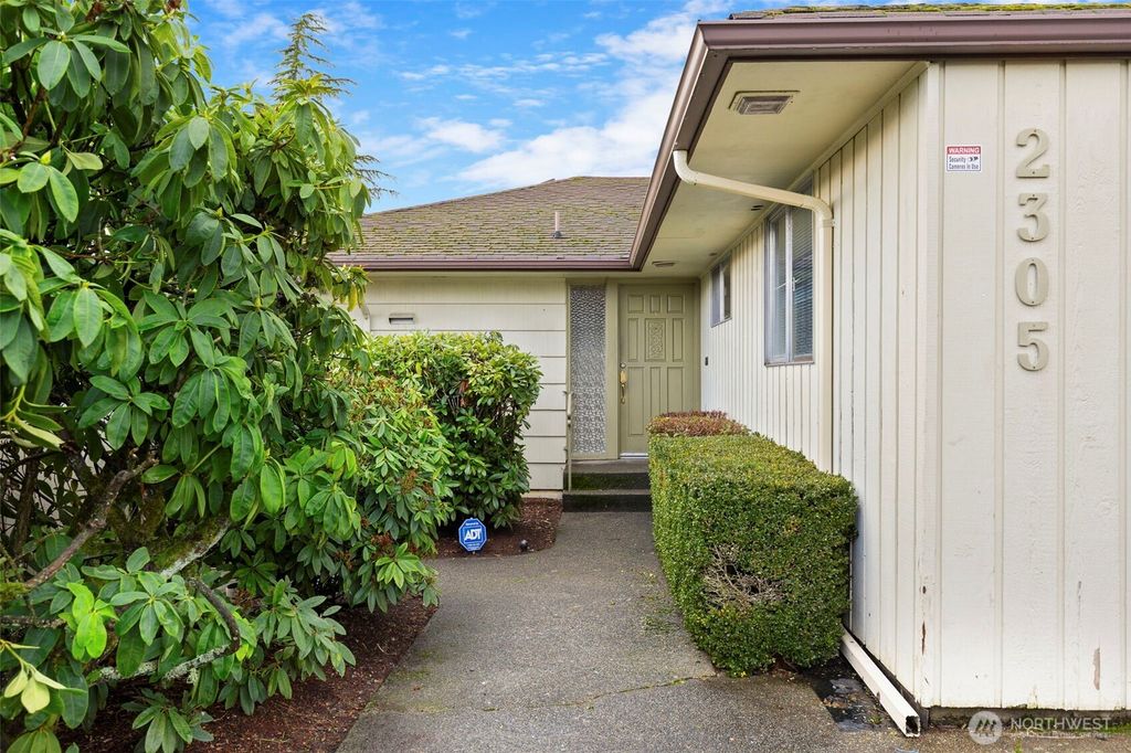 Photo of 2305 Brashem Avenue, Bremerton, WA 98310 (MLS # 2466441)