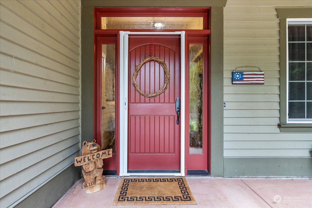 Photo of 17006 37th Avenue NE, Lake Forest Park, WA 98155 (MLS # 2237696)