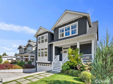 8912 17th Avenue NE Seattle WA 98115