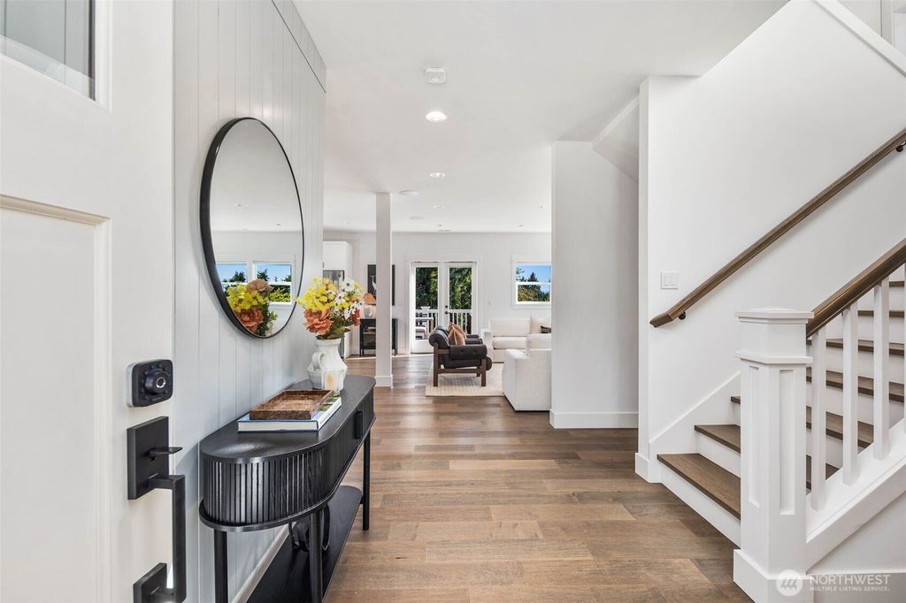 Photo of 8912 17th Avenue NE, Seattle, WA 98115 (MLS # 2468818)