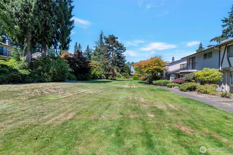17050 Northup Way 25