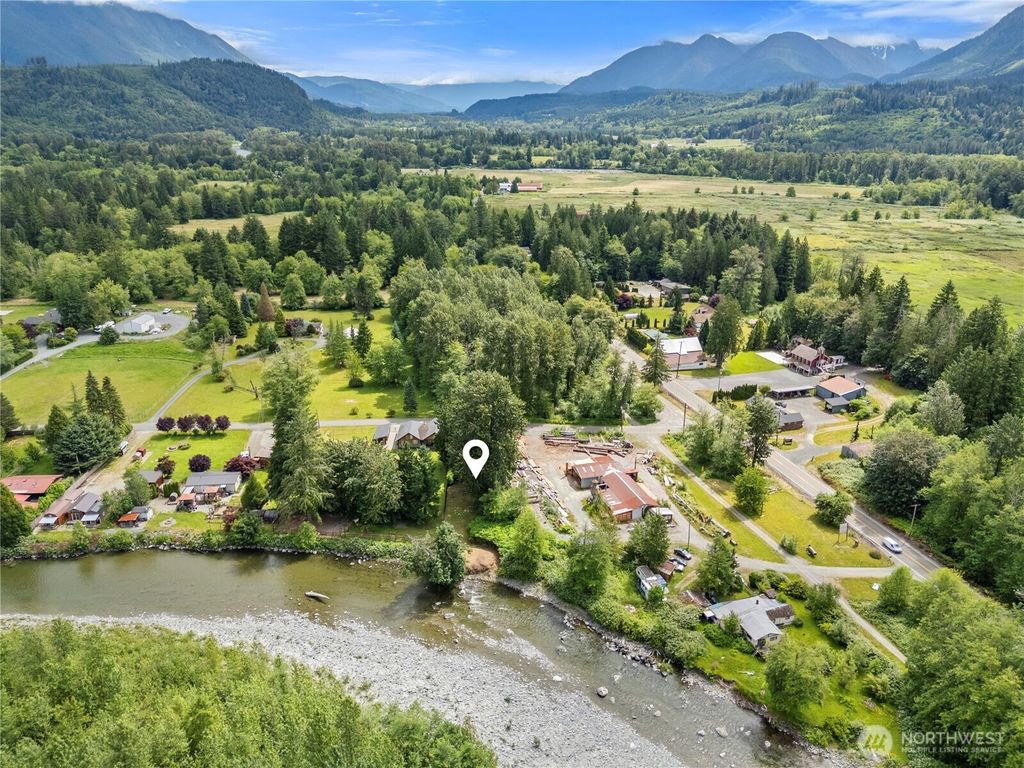 Photo of 0 XXXXX 223rd Avenue NE, Arlington, WA 98223 (MLS # 2542792)