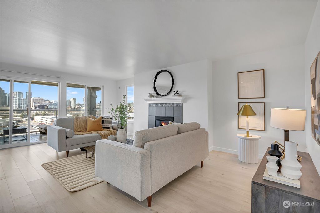 Photo of 701 122nd Avenue NE #401, Bellevue, WA 98005 (MLS # 2213262)