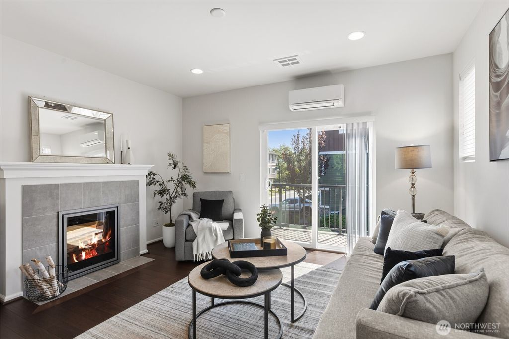 Photo of 3314 31st Drive, Everett, WA 98201 (MLS # 2534918)