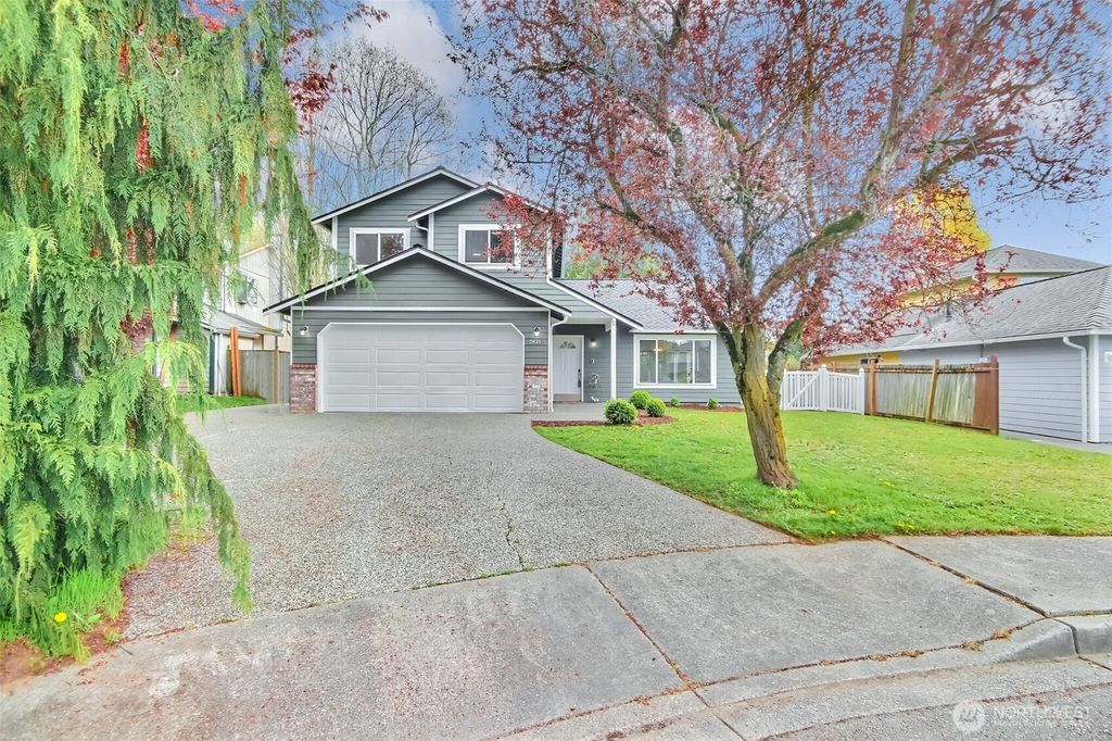 Photo of 5421 60th Place NE, Marysville, WA 98270 (MLS # 2358541)