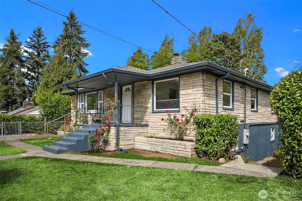 Photo of 648 SW 142nd Street, Burien, WA 98166 (MLS # 2582249)