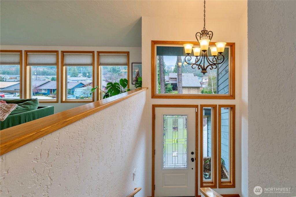 Photo of 1623 W 14th, Port Angeles, WA 98363 (MLS # 2467299)