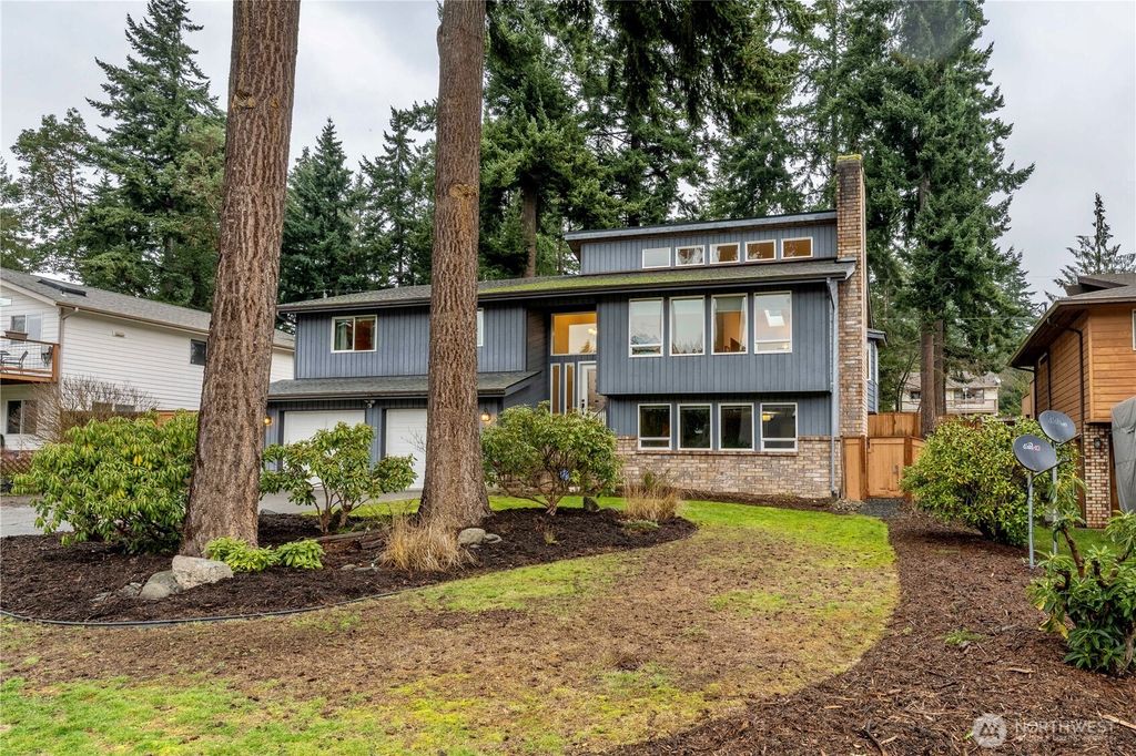 Photo of 1623 W 14th, Port Angeles, WA 98363 (MLS # 2467299)