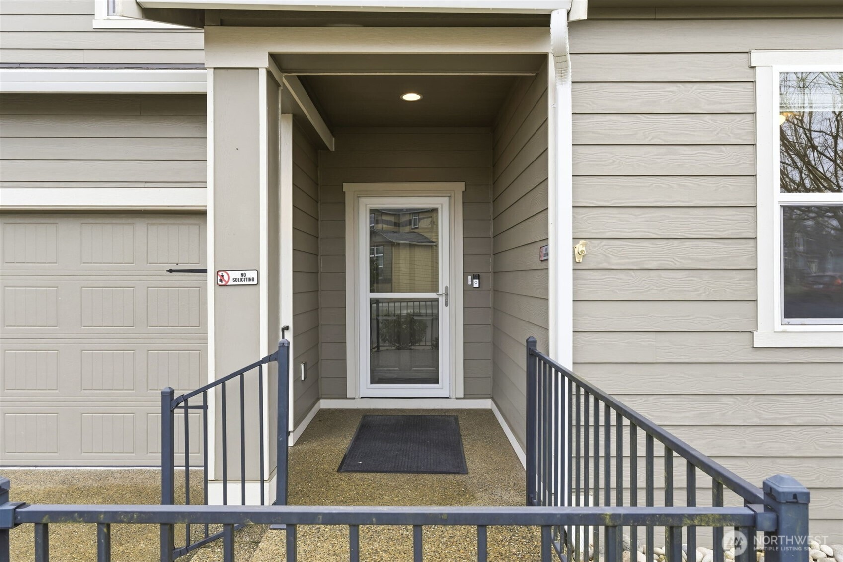 7413 Munn Lake Drive SE