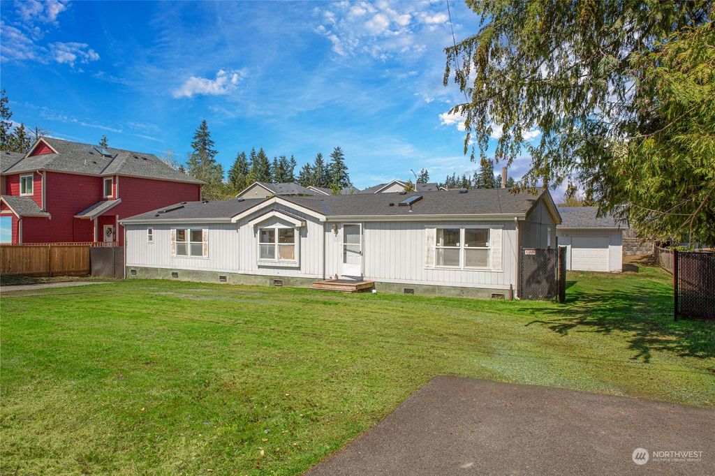 Photo of 1201 129th Street SE, Everett, WA 98208 (MLS # 2060700)