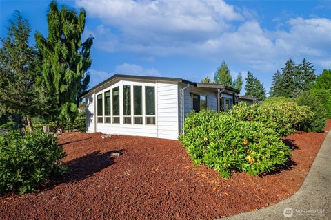 Photo of 706 Dennis Street SE #11, Tumwater, WA 98501 (MLS # 2580414)