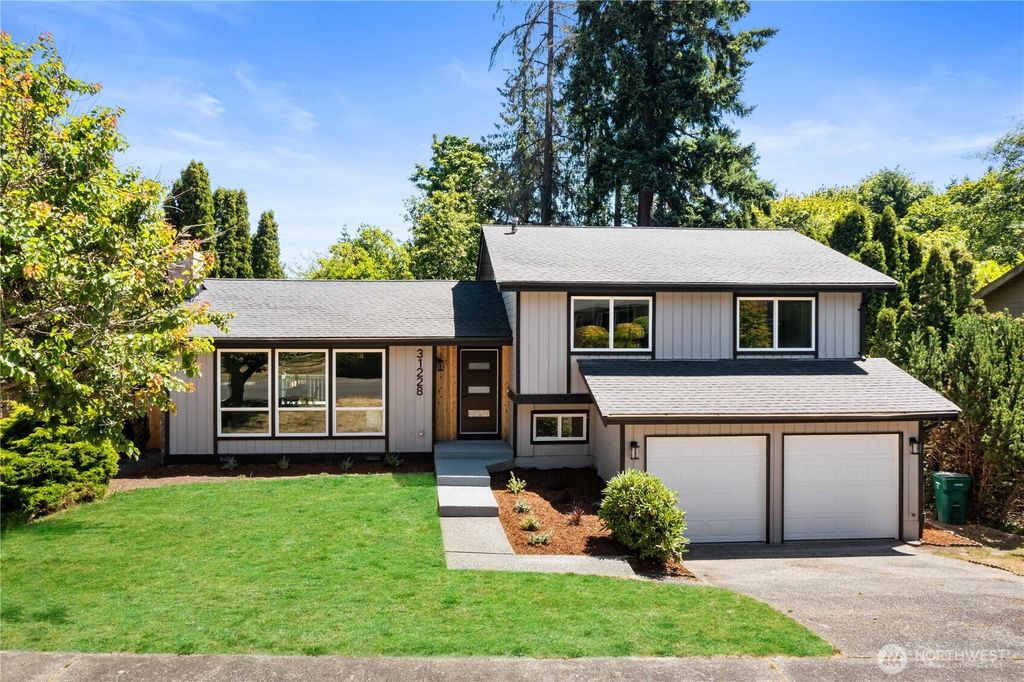 Photo of 31228 47th Place SW, Federal Way, WA 98023 (MLS # 2428678)