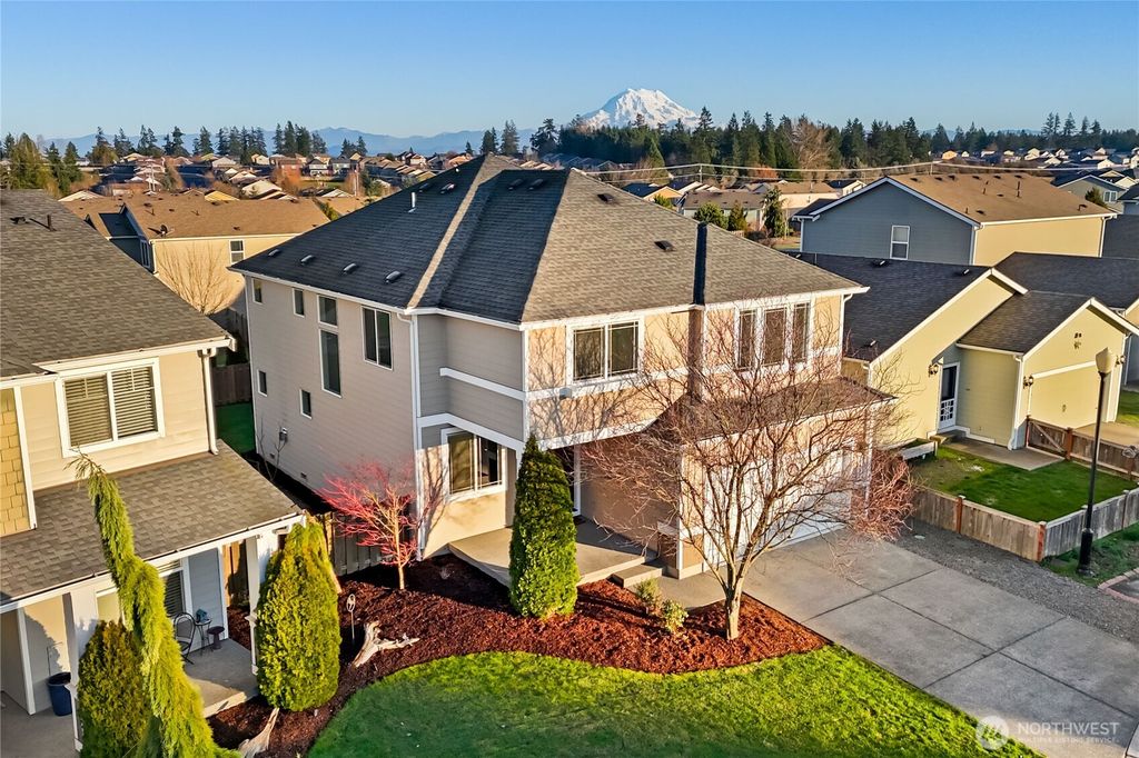 Photo of 1833 193rd Street Ct E, Spanaway, WA 98387 (MLS # 2475247)