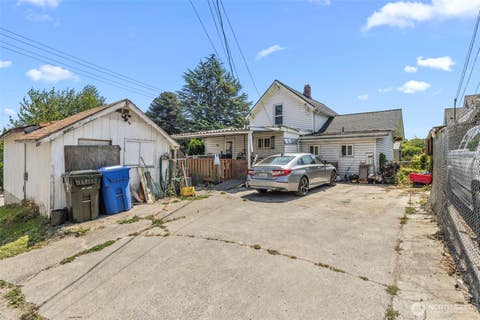 Photo of 5718 S D Street, Tacoma, WA 98408 (MLS # 2559416)