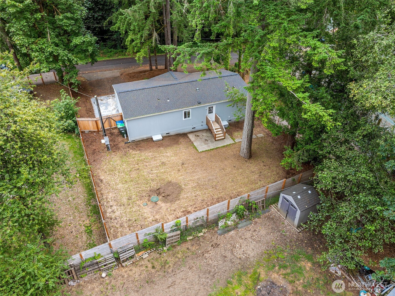 8107 Mazama Court SW