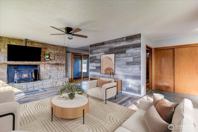 405 W 7th Avenue