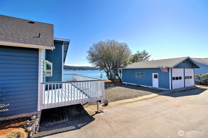 18220 E State Route 3