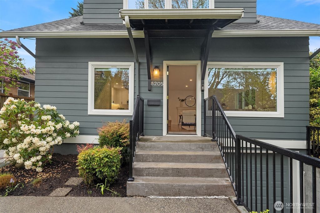 Photo of 8205 18th Avenue NE, Seattle, WA 98115 (MLS # 2494977)