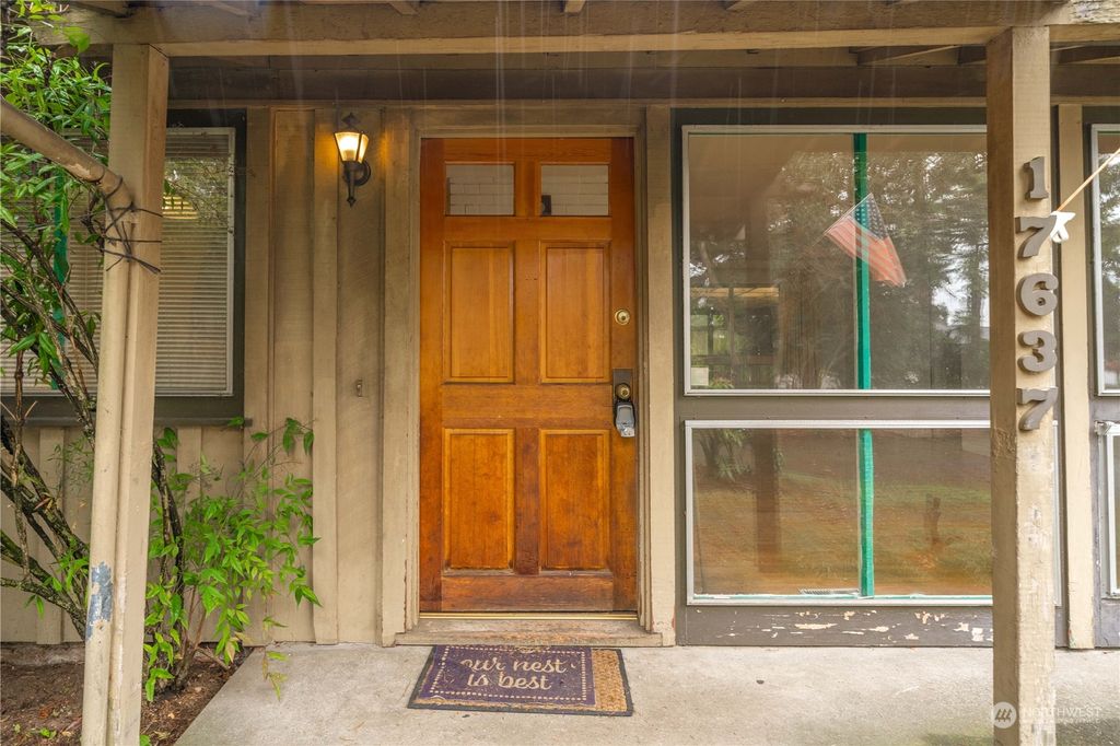 Photo of 17637 42nd Avenue S, SeaTac, WA 98188 (MLS # 2202100)