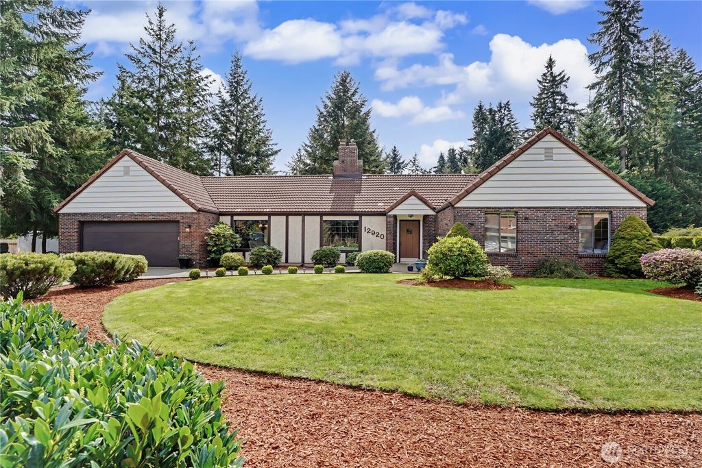 Photo of 12920 125th Avenue Ct E, Puyallup, WA 98374 (MLS # 2500921)