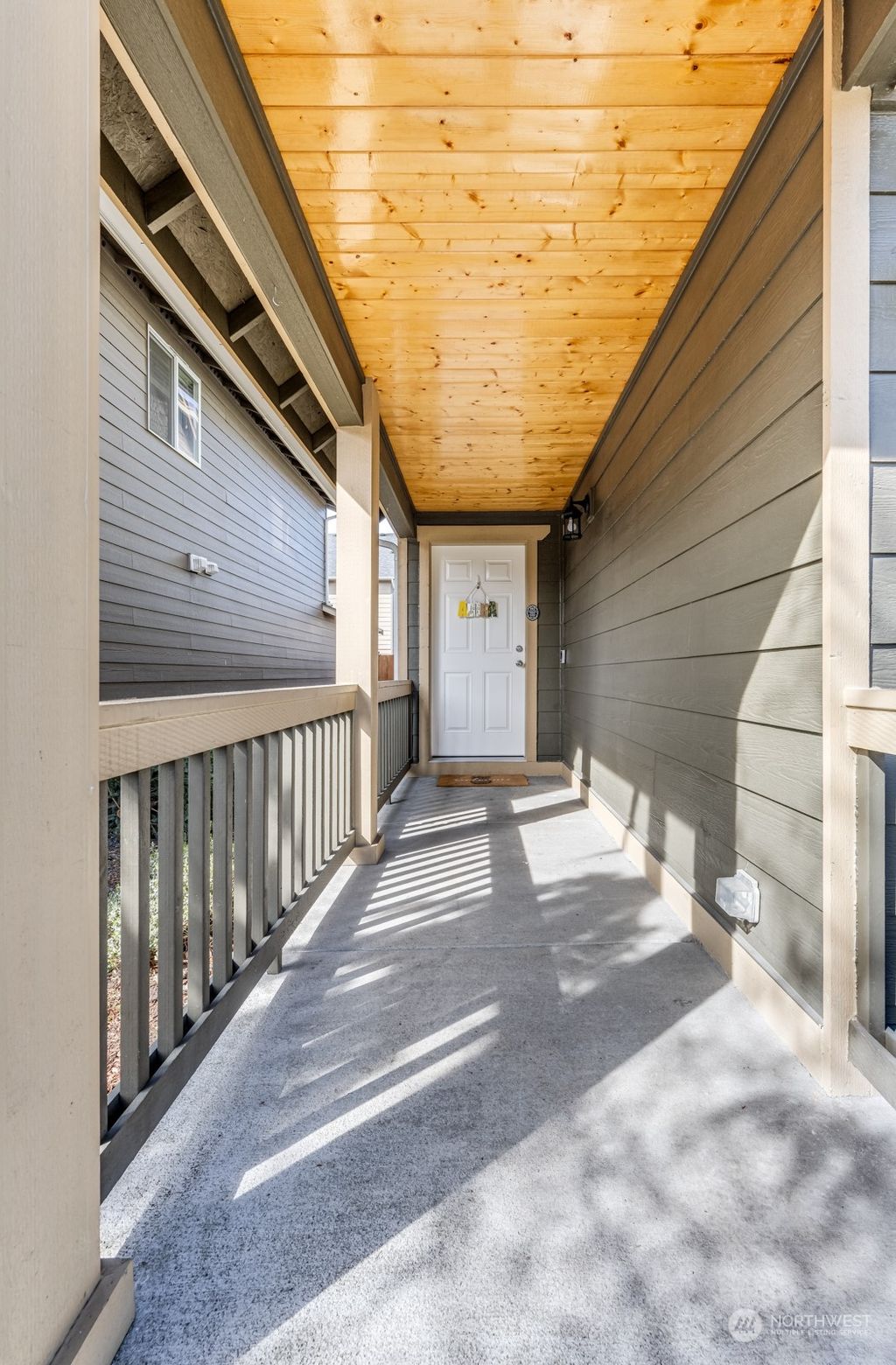 Photo of 14636 50th Avenue NE, Marysville, WA 98271 (MLS # 2050520)