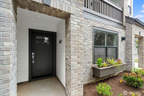Photo of 767 7th Avenue NW, Issaquah, WA 98027 (MLS # 2529859)