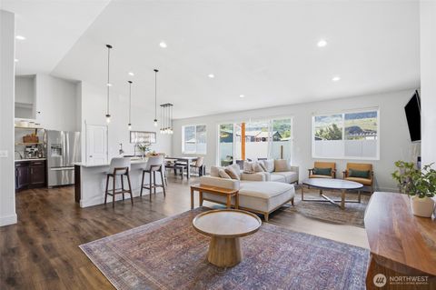 Photo of 44 Jamey Lane, Malaga, WA 98828 (MLS # 2505611)