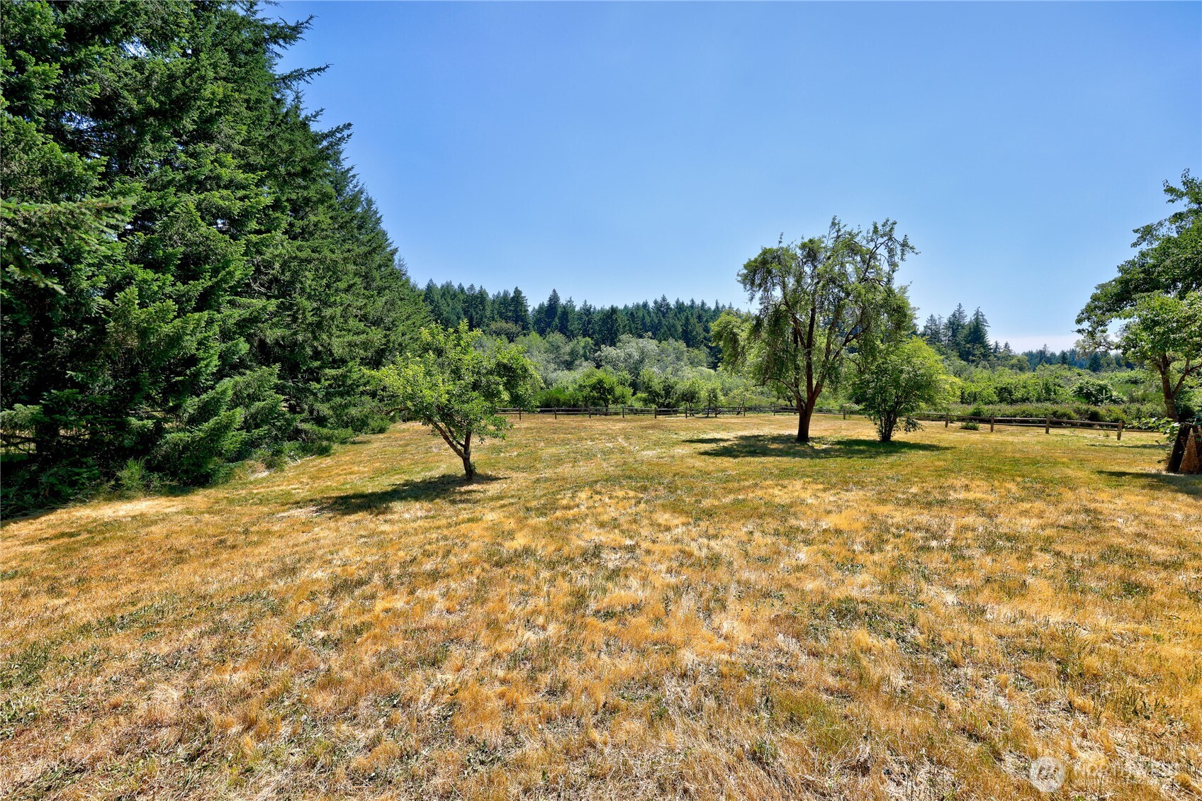 14 -Acre Anderson Hill