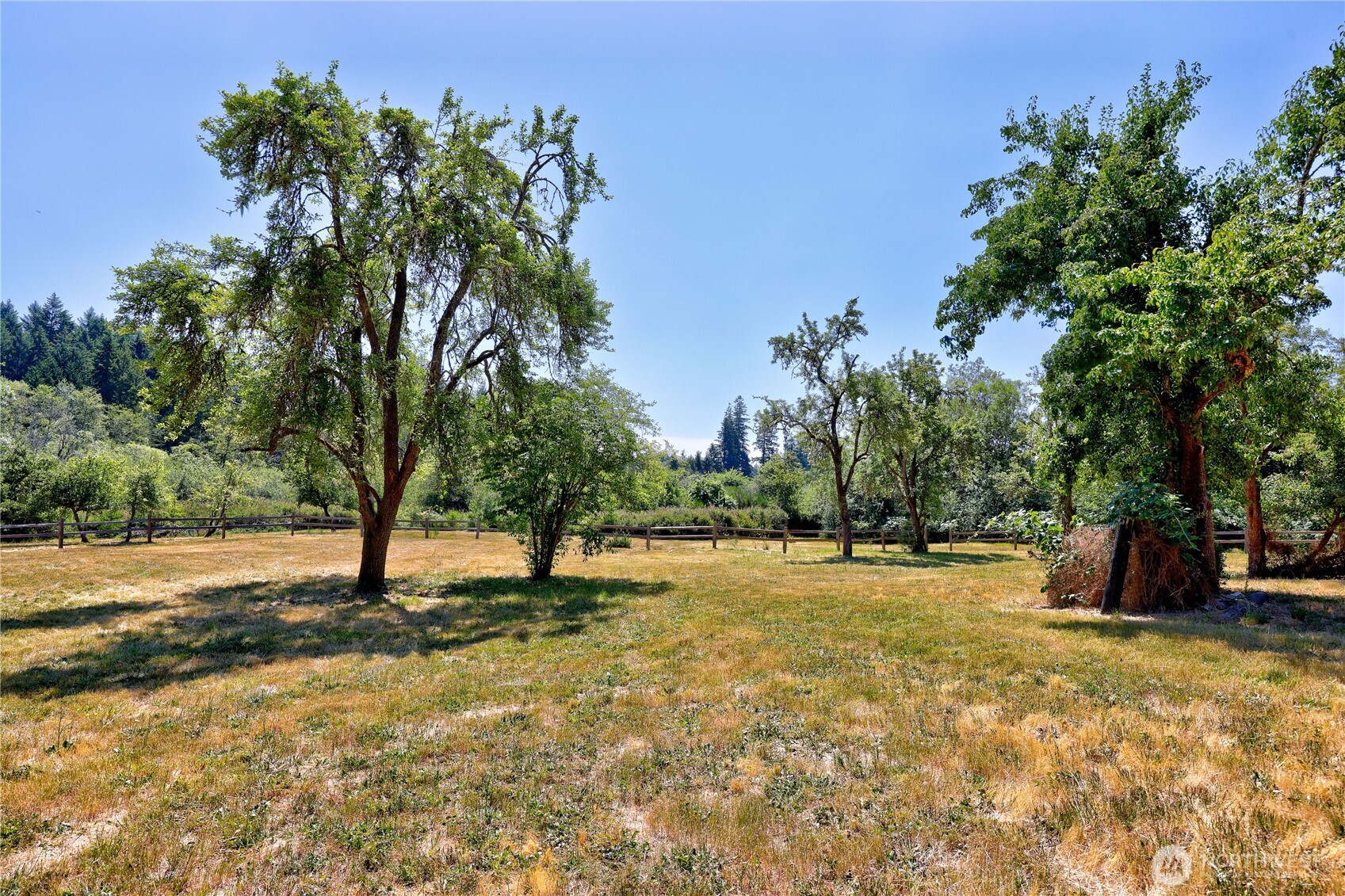 14 -Acre Anderson Hill