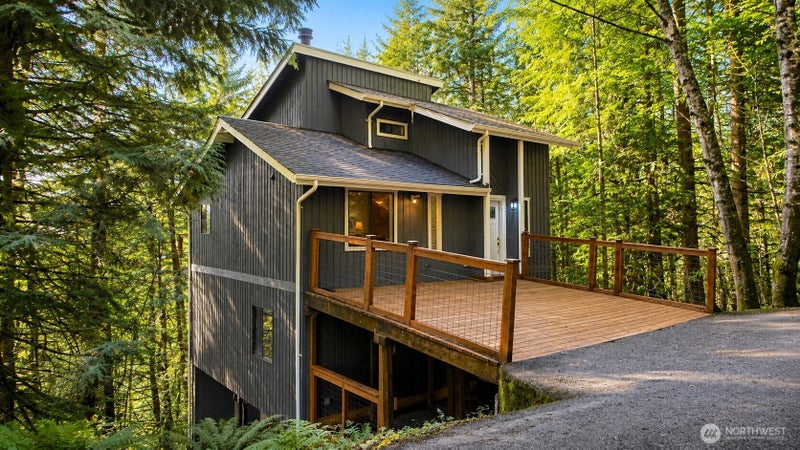 16 Valley View Circle
