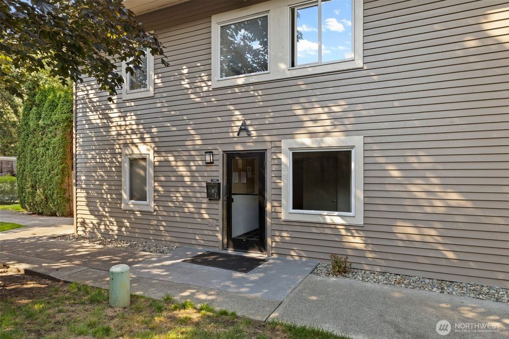 Photo of 811 126th Place NE #A203, Bellevue, WA 98005 (MLS # 2428967)