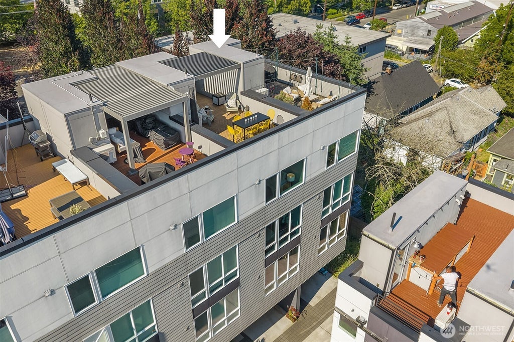 Photo of 1644 B 20th Avenue, Seattle, WA 98122 (MLS # 2554944)