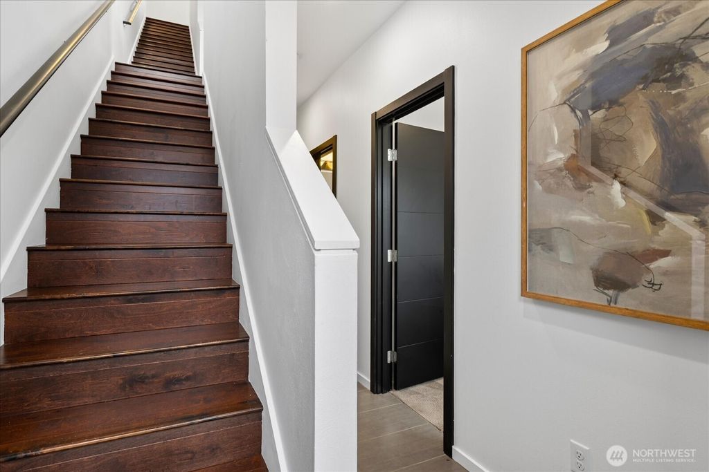 Photo of 206 22nd Avenue #A, Seattle, WA 98122 (MLS # 2512938)