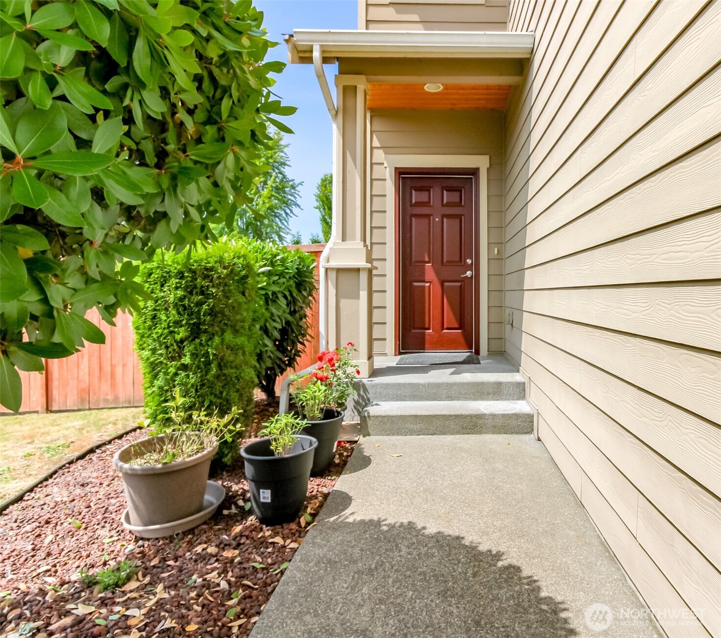 1605 Riddell Avenue NE