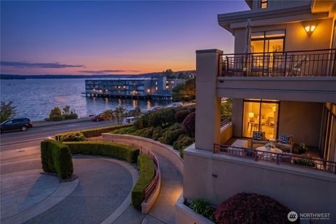 Photo of 528 Lake Street S #A101, Kirkland, WA 98033 (MLS # 2537514)