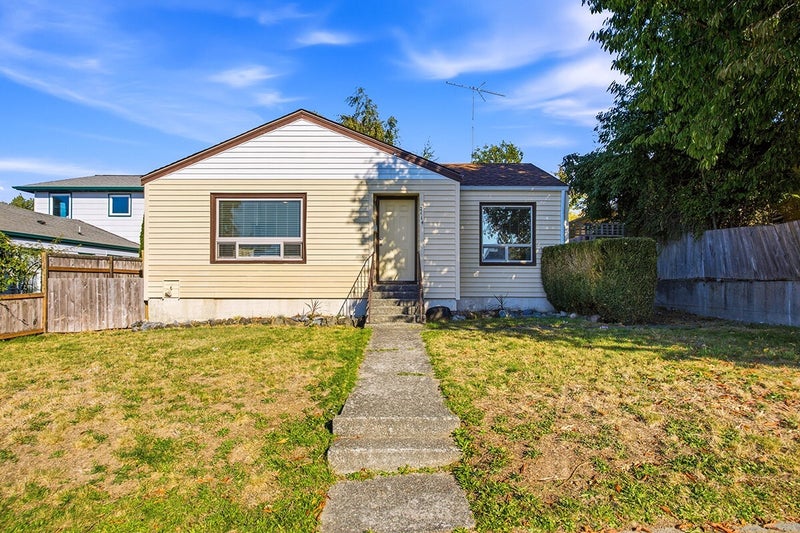 2114 Parker Place