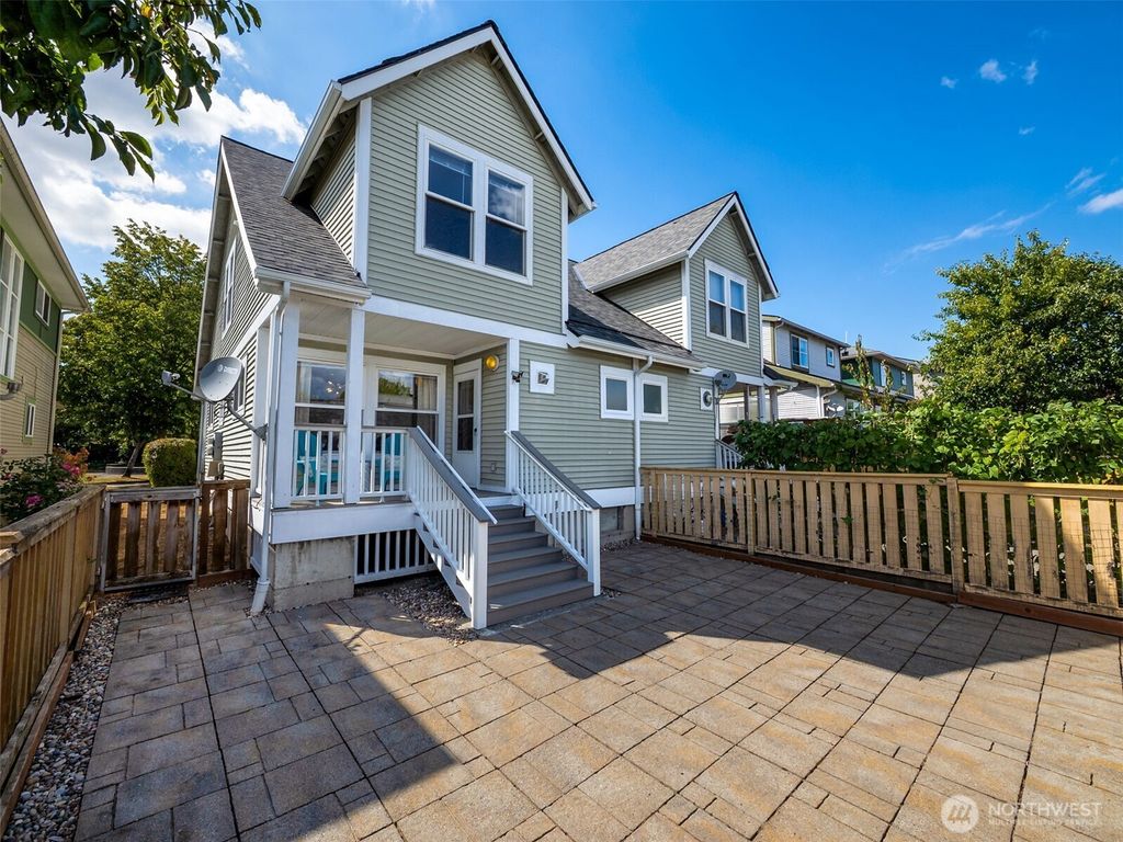 Photo of 6736 29th Avenue S, Seattle, WA 98108 (MLS # 2417378)