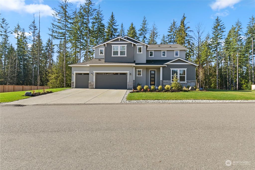 Photo of 12522 138th Avenue NE #3-6, Lake Stevens, WA 98258 (MLS # 2205402)