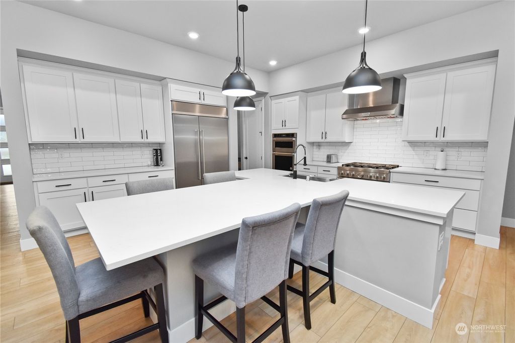 Photo of 12522 138th Avenue NE #3-6, Lake Stevens, WA 98258 (MLS # 2205402)