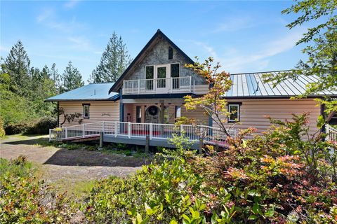 480 N Hill Way Hoodsport WA 98548