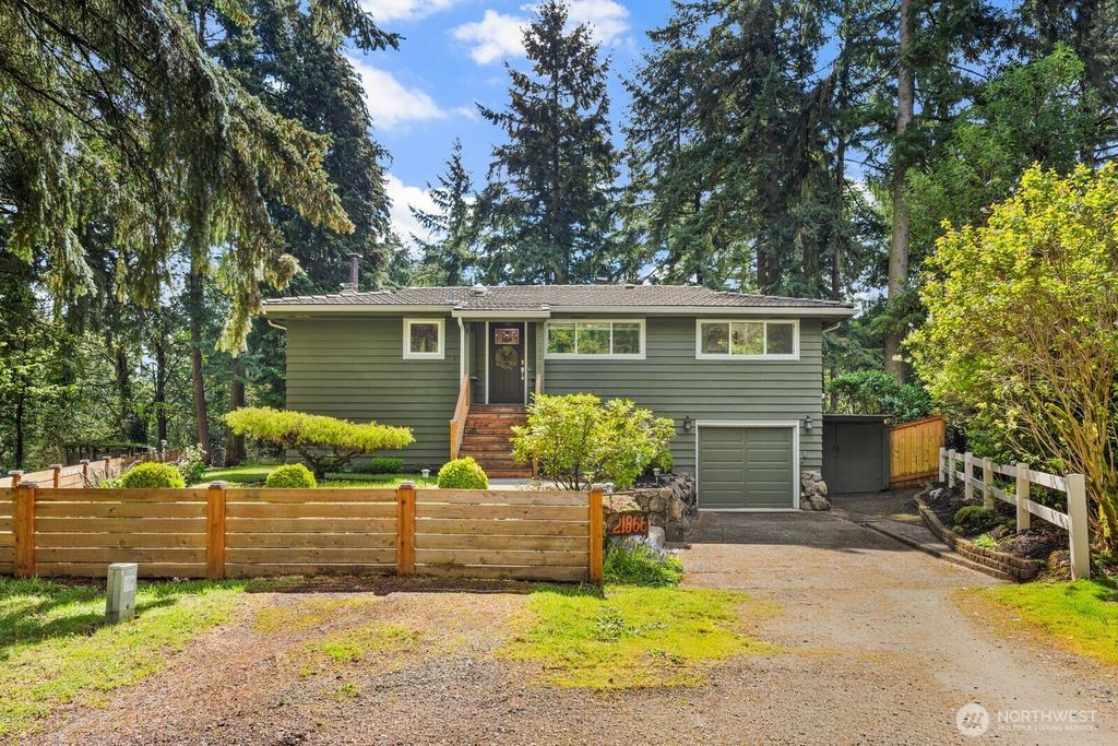 Photo of 21866 35th Avenue S, SeaTac, WA 98198 (MLS # 2511653)