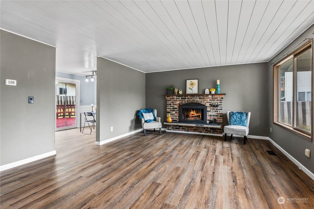 Photo of 10849 SE 319th Street, Auburn, WA 98092 (MLS # 2268249)