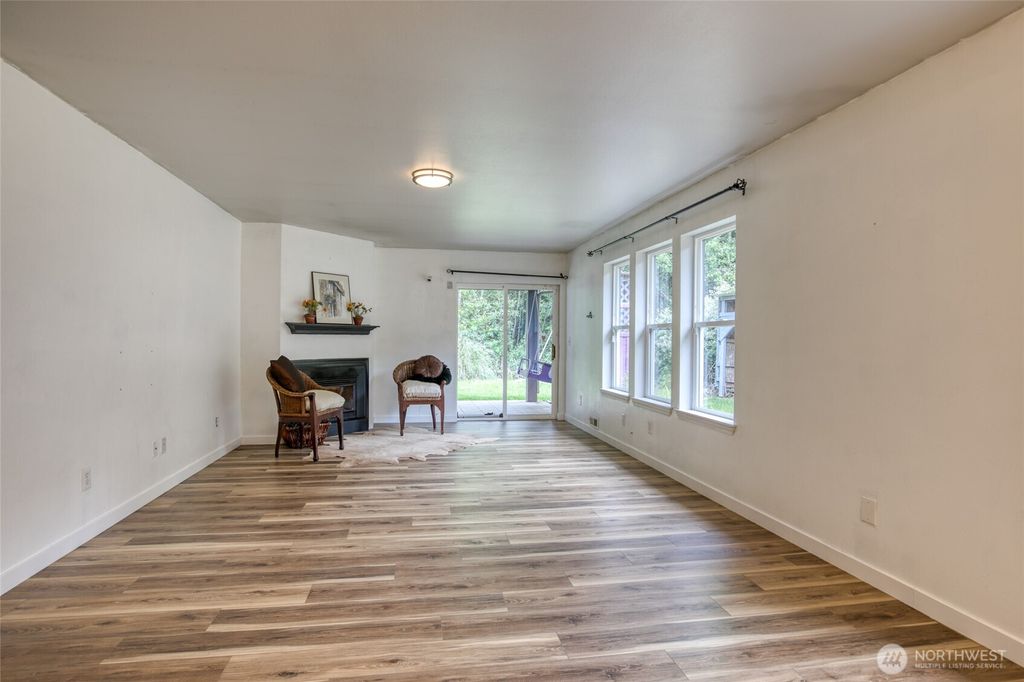 Photo of 1505 Glen Court, Aberdeen, WA 98520 (MLS # 2542892)
