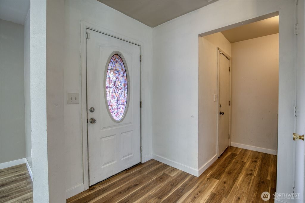 Photo of 1505 Glen Court, Aberdeen, WA 98520 (MLS # 2542892)