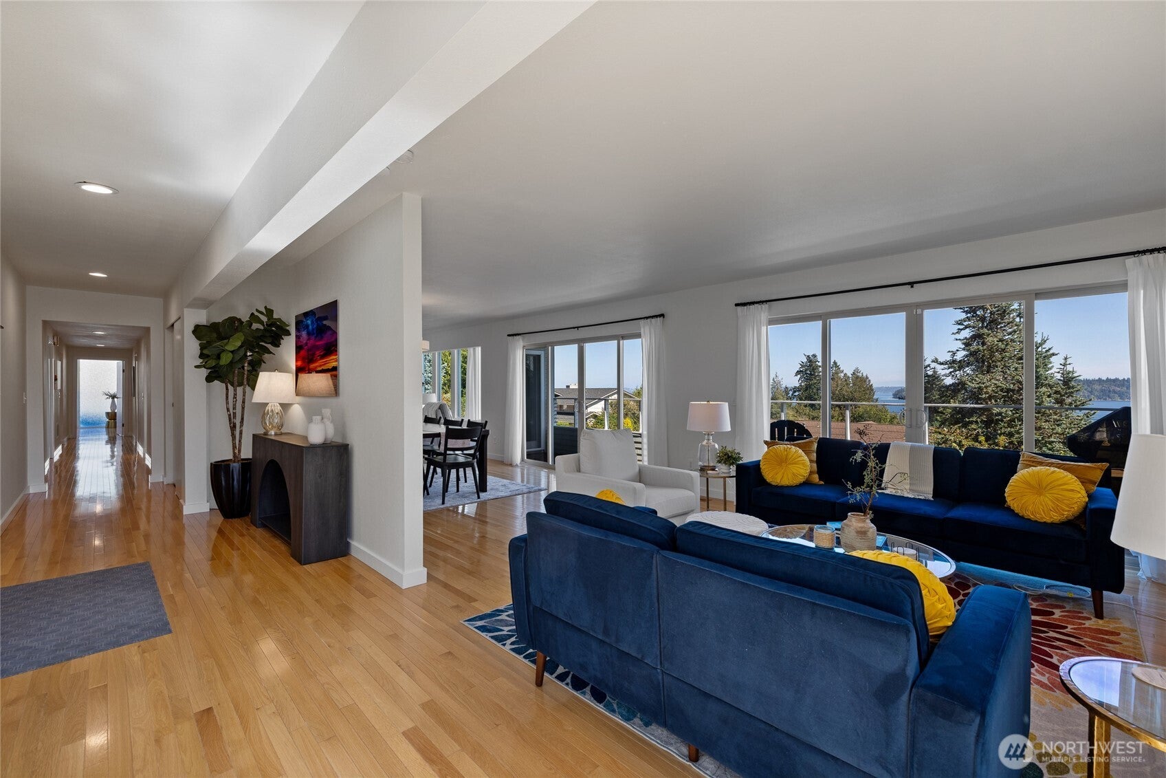 8152 SE Haida Dr