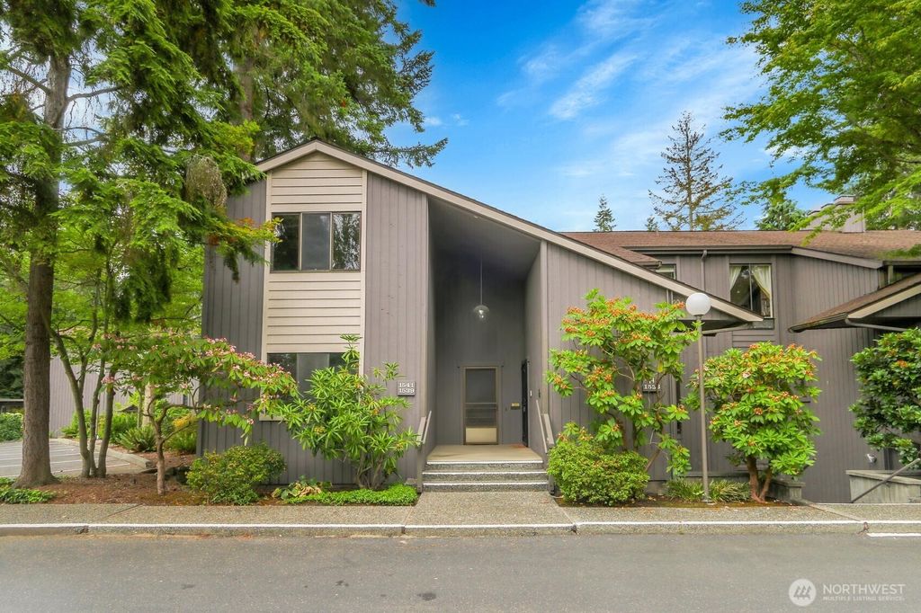 Photo of 1541 NE 143rd Street #H5, Seattle, WA 98125 (MLS # 2401490)