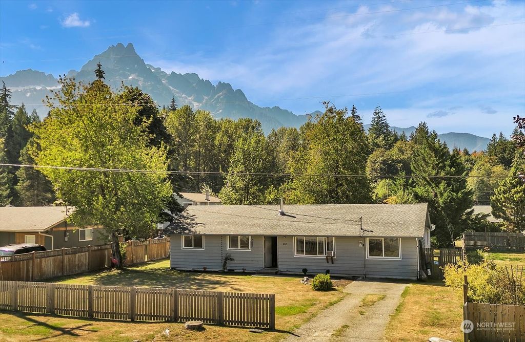 Photo of 455 Sauk Avenue, Darrington, WA 98241 (MLS # 2285590)