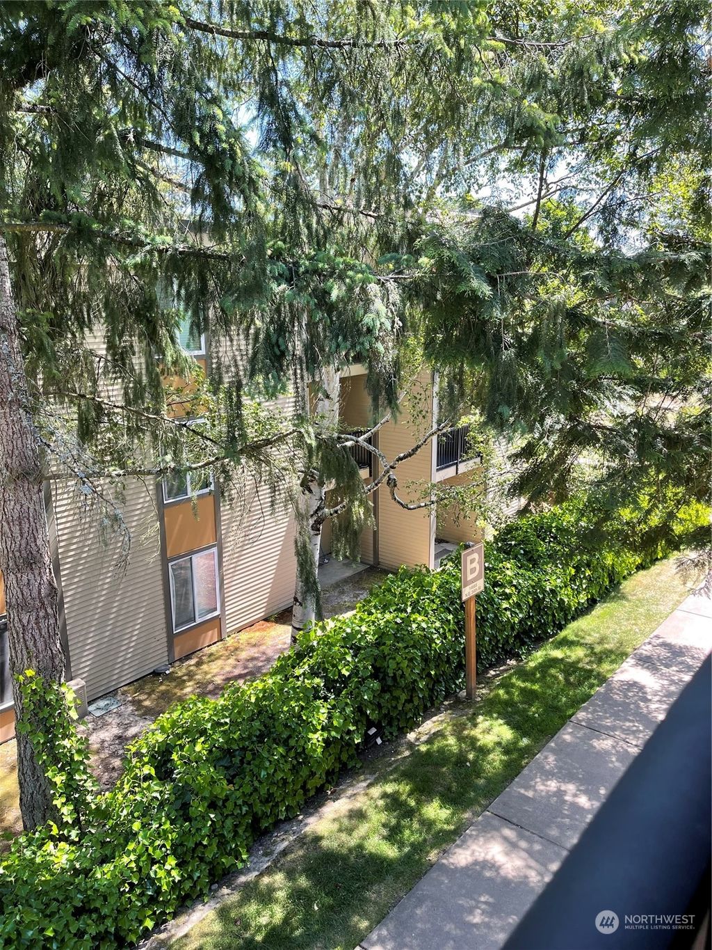 Photo of 14645 NE 34th St St #C20, Bellevue, WA 98007 (MLS # 2155572)