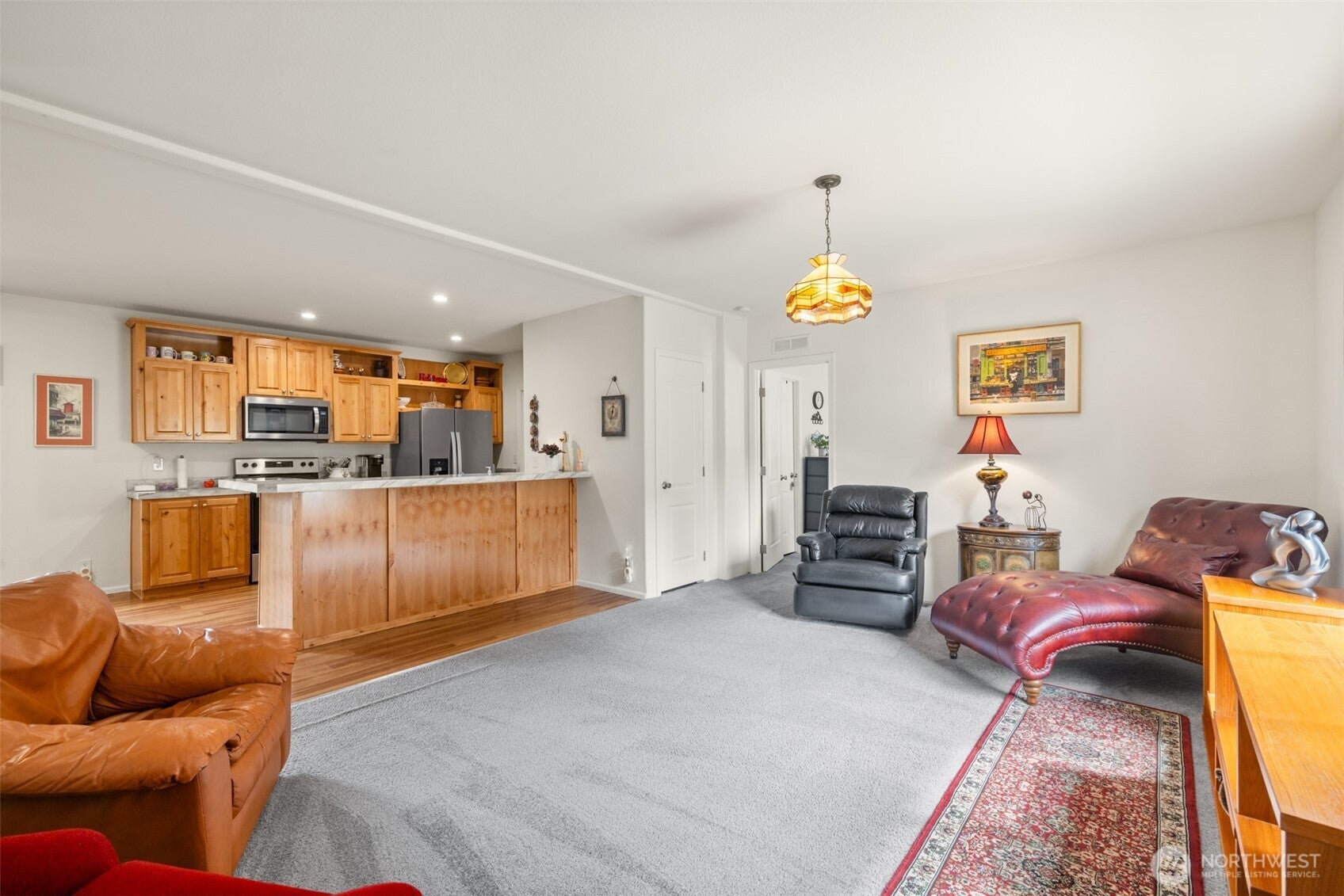 52 S Hemlock Lane